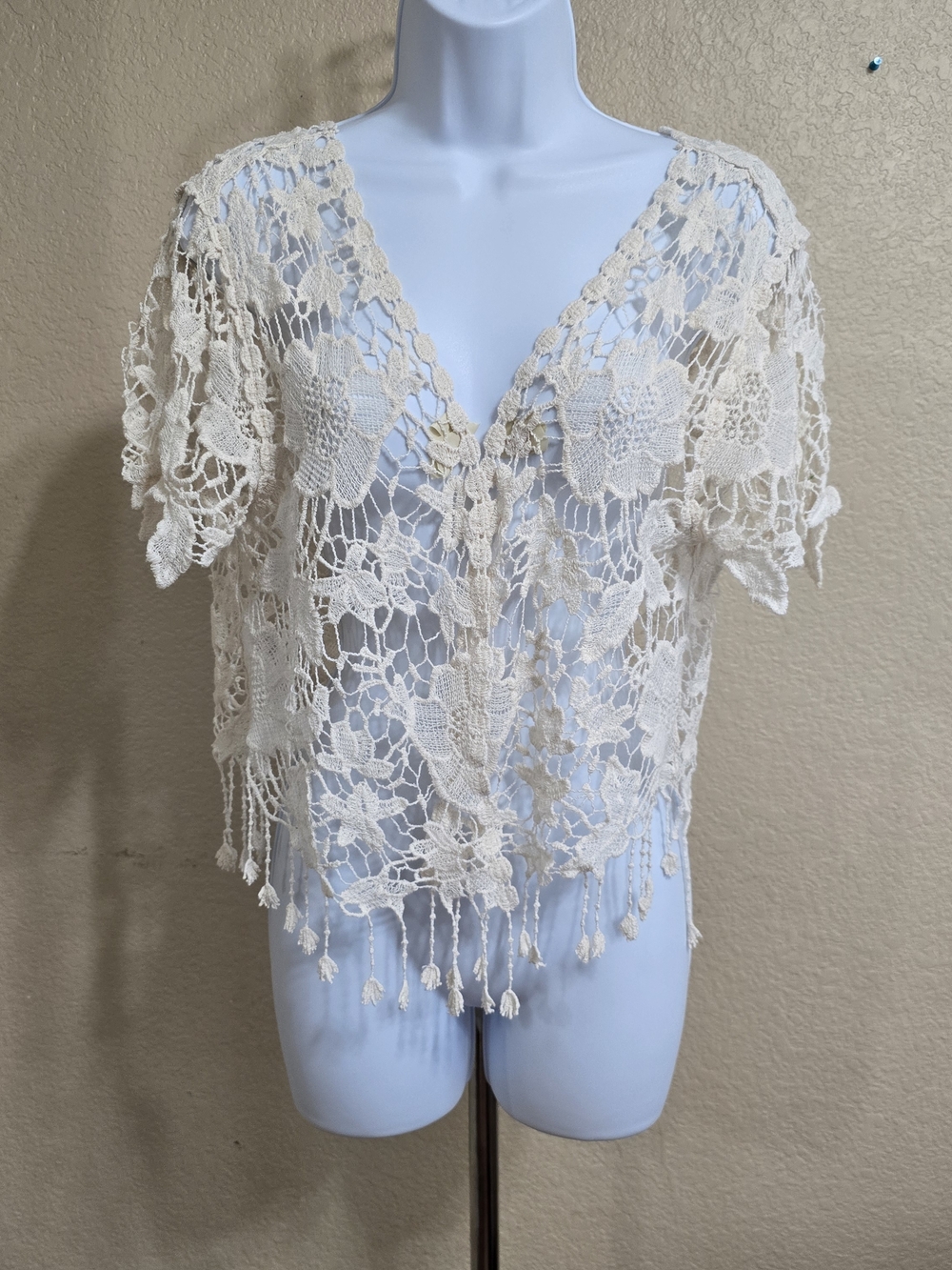 Cato Crochet Lace Fringe Camisole Cover-Up in Cream